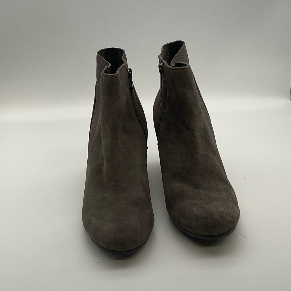 Clarks Women's Gray Suede, Wedge Ankle Booties with zipper